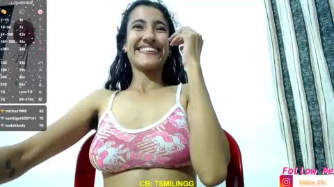 Snapshot of tsmilingg chatting on 01.06.25 Dulce online show from 01.06.25