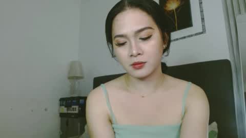 Snapshot of tsnathaliasilvana chatting on 01.20.25 Bella Ratbu online show from 01.20.25