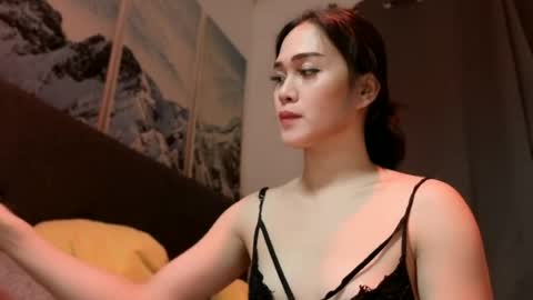 Snapshot of tsnathaliasilvana chatting on 06.17.26 Bella Ratbu online show from 06.17.26
