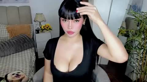 Snapshot of tspearlofasia chatting on 04.19.26 Graciella online show from 04.19.26