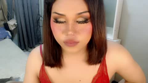 Snapshot of tsscarlett_xx chatting on 05.08.26 jayvie online show from 05.08.26