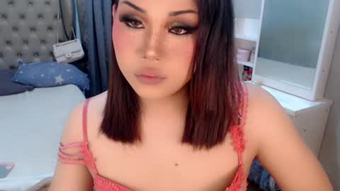Snapshot of tsscarlett_xx chatting on 06.05.26 jayvie online show from 06.05.26