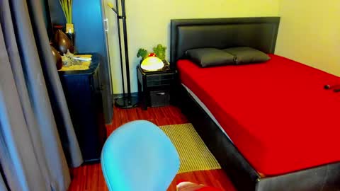 Kylee-  will make your  day  online show from 02.13.25