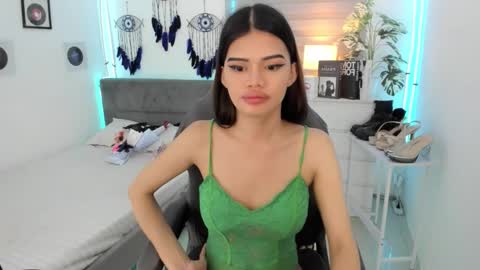 Snapshot of tstoni_talks chatting on 01.18.26 tstoni_talks online show from 01.18.26