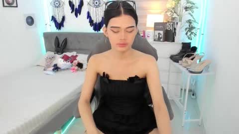 Snapshot of tstoni_talks chatting on 01.19.26 tstoni_talks online show from 01.19.26