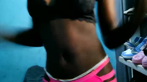 Snapshot of tswana_ chatting on 03.01.26 lencer online show from 03.01.26