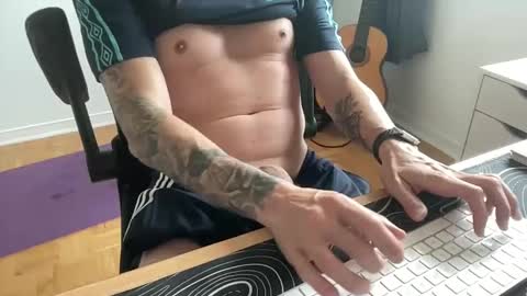 TT Boy2000 online show from 09.10.25