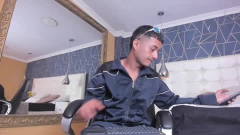 Snapshot of turnerstar chatting on 04.02.26 Turner online show from 04.02.26