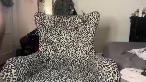 turntpixie online show from 04.06.26