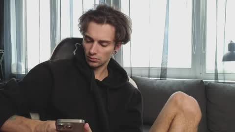 Snapshot of tusugeo chatting on 06.10.26 Tony Tusugo online show from 06.10.26