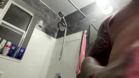 tuvo611077 online show from 01.03.25