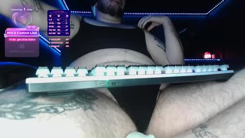 Alfie online show from 12.21.25