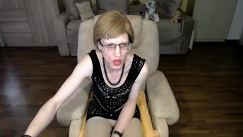 Snapshot of tvclementine chatting on 03.14.26 Clementine online show from 03.14.26