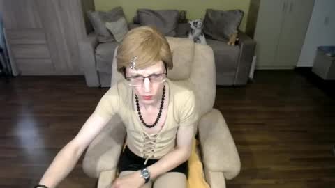 Snapshot of tvclementine chatting on 03.16.26 Clementine online show from 03.16.26