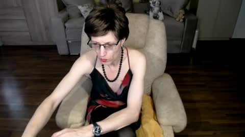 Snapshot of tvclementine chatting on 04.15.26 Clementine online show from 04.15.26