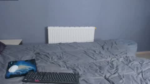 Angus online show from 11.28.25