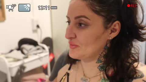 Elle online show from 12.27.24