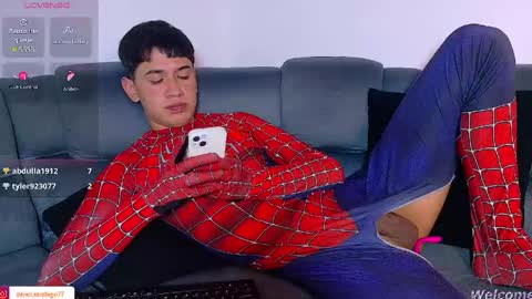 Snapshot of twink_daren chatting on 04.30.26 Mr Daren online show from 04.30.26