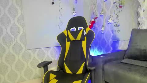 Dani online show from 12.13.25