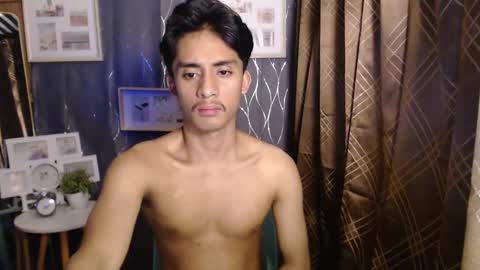 Snapshot of twink_hairyass69 chatting on 01.05.25 Aladin online show from 01.05.25