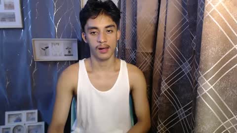 Snapshot of twink_hairyass69 chatting on 03.04.25 Aladin online show from 03.04.25