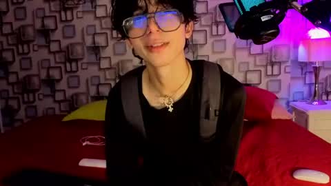 Snapshot of twink_sebas7 chatting on 05.15.26 Sebastin online show from 05.15.26