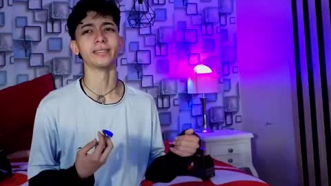 Snapshot of twink_sebas7 chatting on 05.28.26 Sebastin online show from 05.28.26