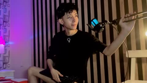 Snapshot of twink_sebas7 chatting on 05.30.26 Sebastin online show from 05.30.26