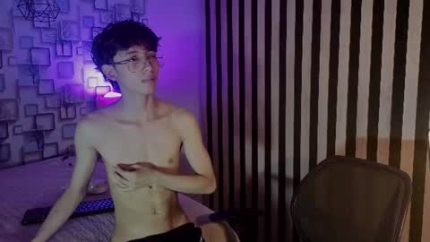 Snapshot of twink_sebas7 chatting on 06.28.26 Sebastin online show from 06.28.26