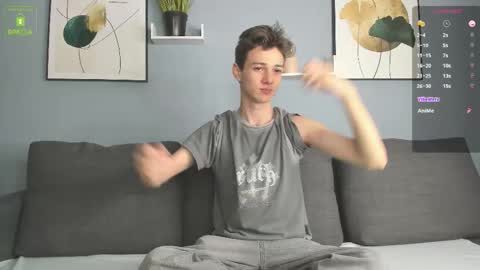 Snapshot of twinkguy_slim chatting on 09.08.25 Viego Pattel online show from 09.08.25