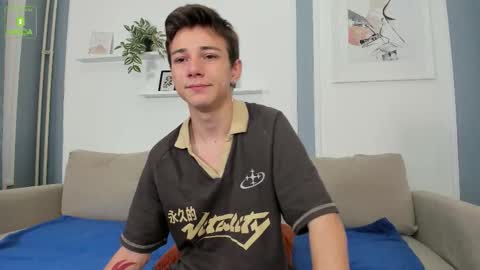 Snapshot of twinkguy_slim chatting on 09.27.25 Viego Pattel online show from 09.27.25
