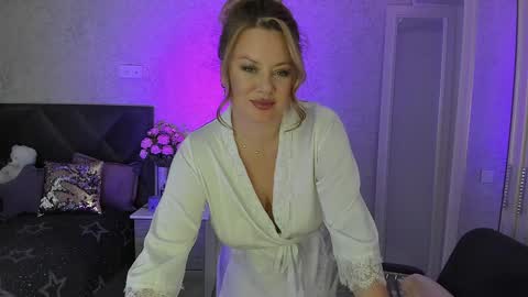 twinklingstar_ online show from 12.03.24