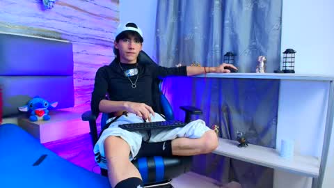 twinslovers_ online show from 10.08.25