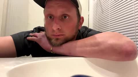 TwitchTrainee online show from 02.28.25