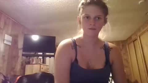 twizzler_twizzle online show from 09.14.25