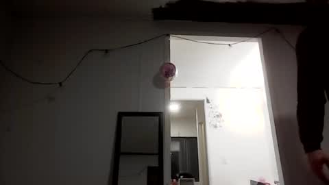 twizzytoxic22 online show from 04.17.26