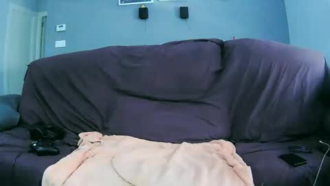 Snapshot of txan9876 chatting on 04.16.26 Txan Chan online show from 04.16.26