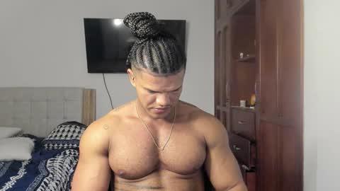 Snapshot of tygafit chatting on 10.09.25 Yorquis Guzman online show from 10.09.25