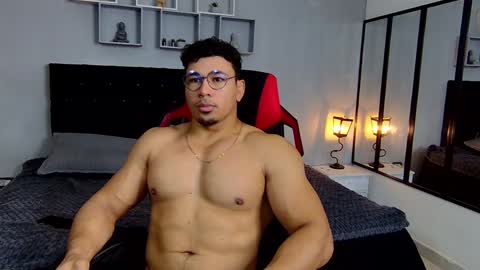 tyler_hank1 online show from 12.10.24