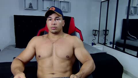 tyler_hank1 online show from 02.06.25