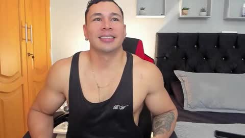 tyler_hank1 online show from 03.28.26