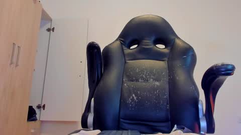     online show from 12.08.24