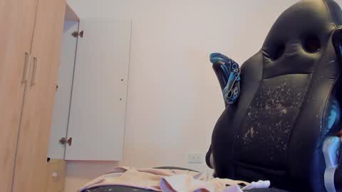     online show from 12.21.24