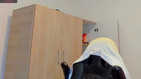     online show from 01.31.25