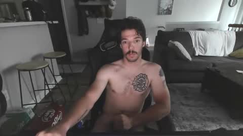Snapshot of tylera10110 chatting on 04.18.26 Tyler online show from 04.18.26