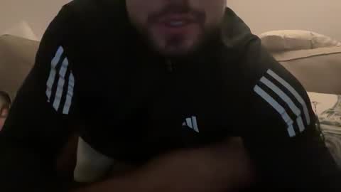 Snapshot of tylerblakex chatting on 11.02.25 Tyler Blake online show from 11.02.25