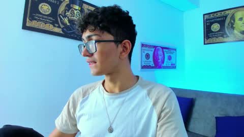   online show from 02.02.25