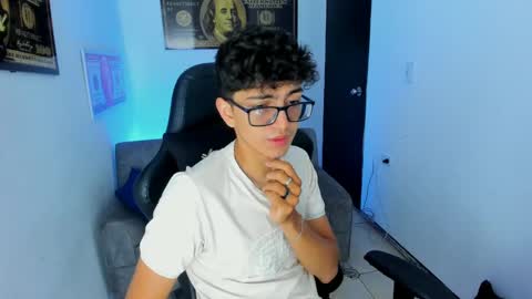   online show from 03.01.25