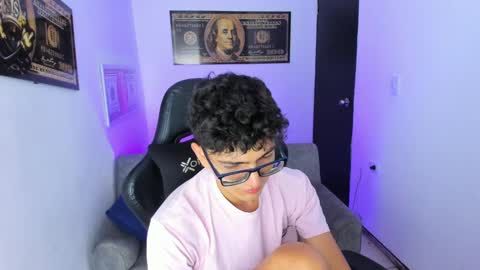   online show from 03.02.25