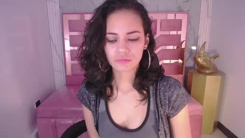 Snapshot of tyna_ch chatting on 12.14.24 TYNA online show from 12.14.24